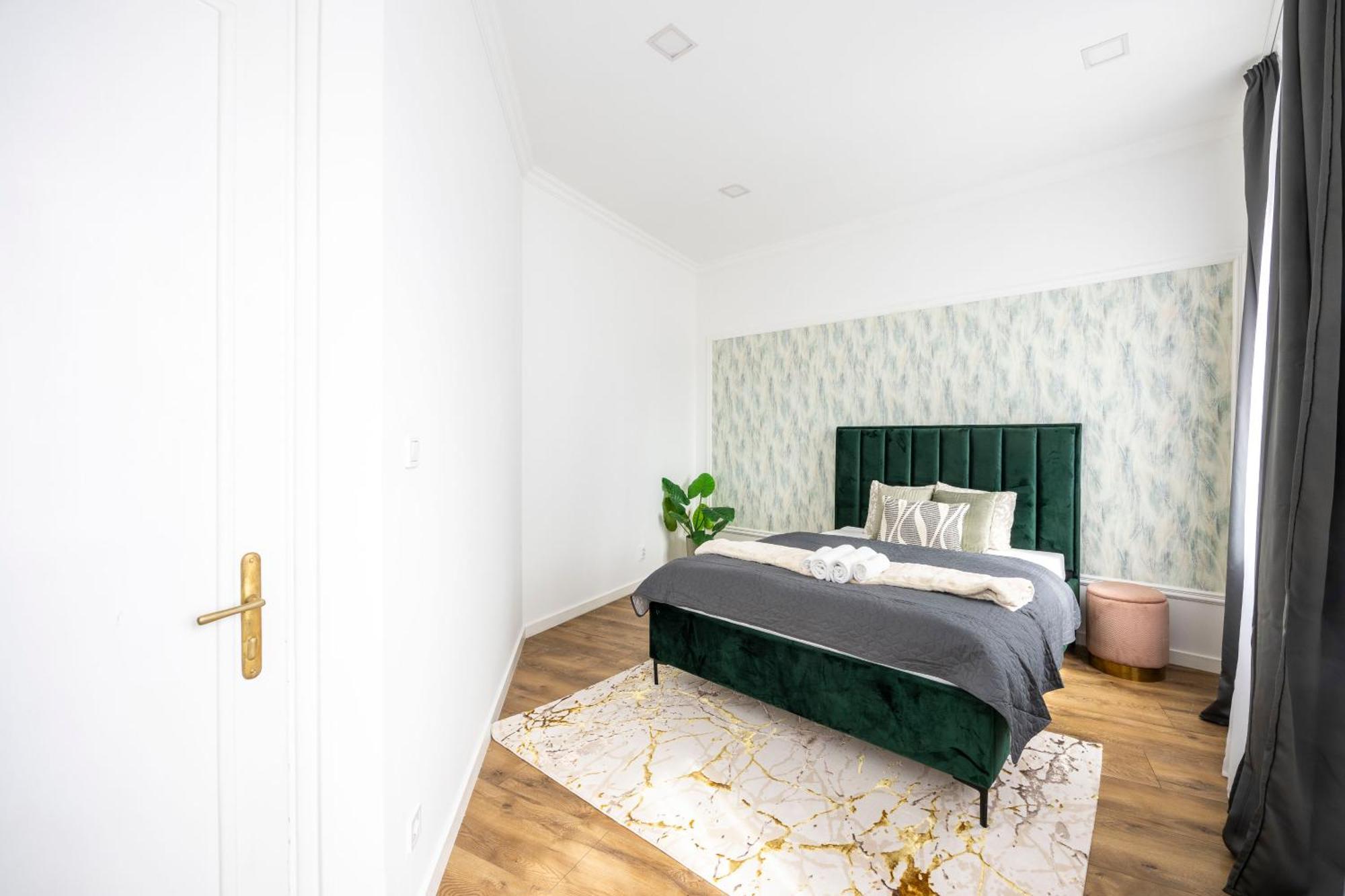 Luxy Central Spacious & Cozy Residence With Balcony Будапеща Екстериор снимка